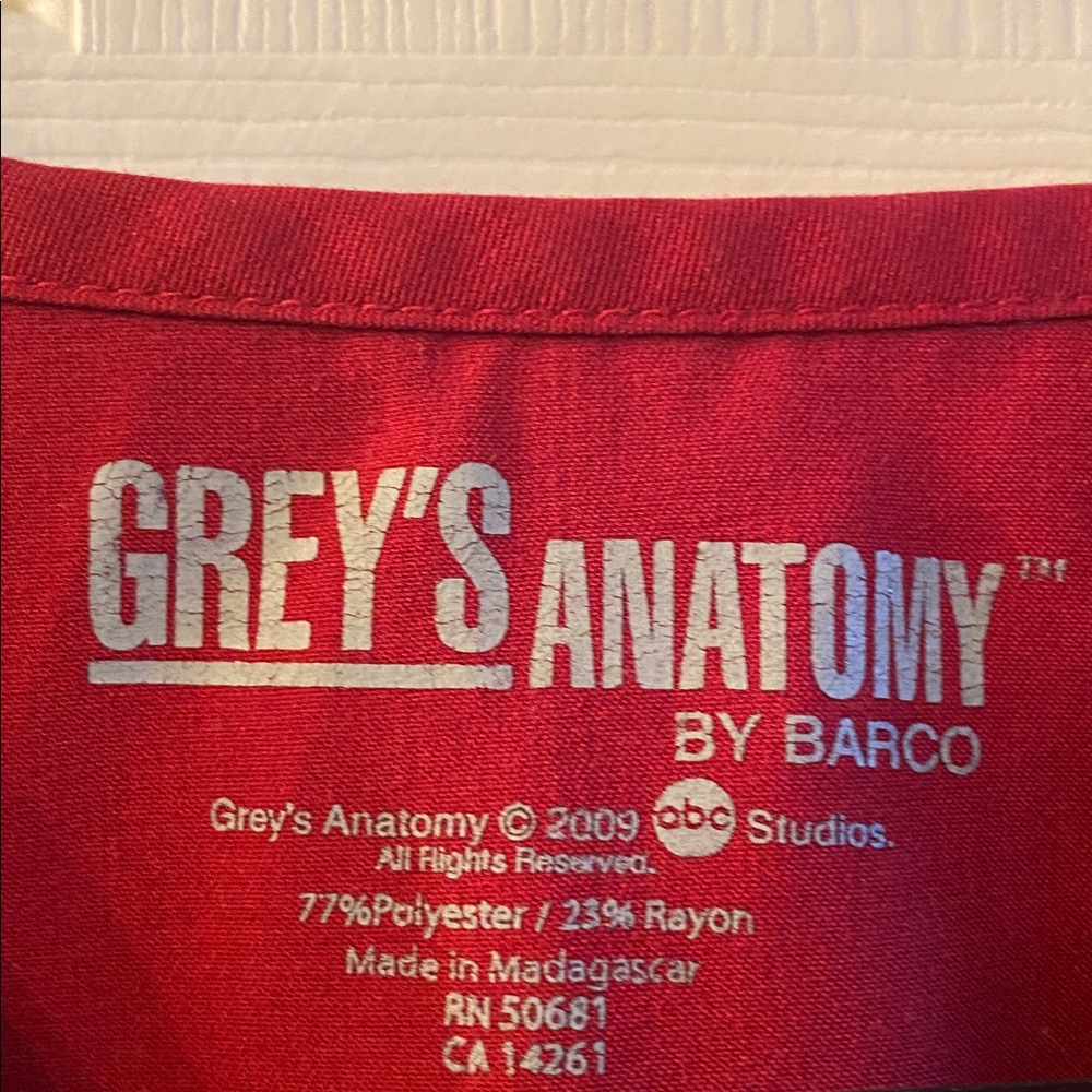 Grey's Anatomy Women's V-Neck Red Scrub Top - Picture 4 of 5